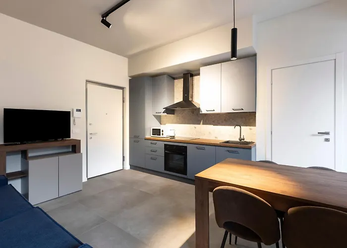 Moderno Monolocale Con Aria Condizionata In Centro Appartement *